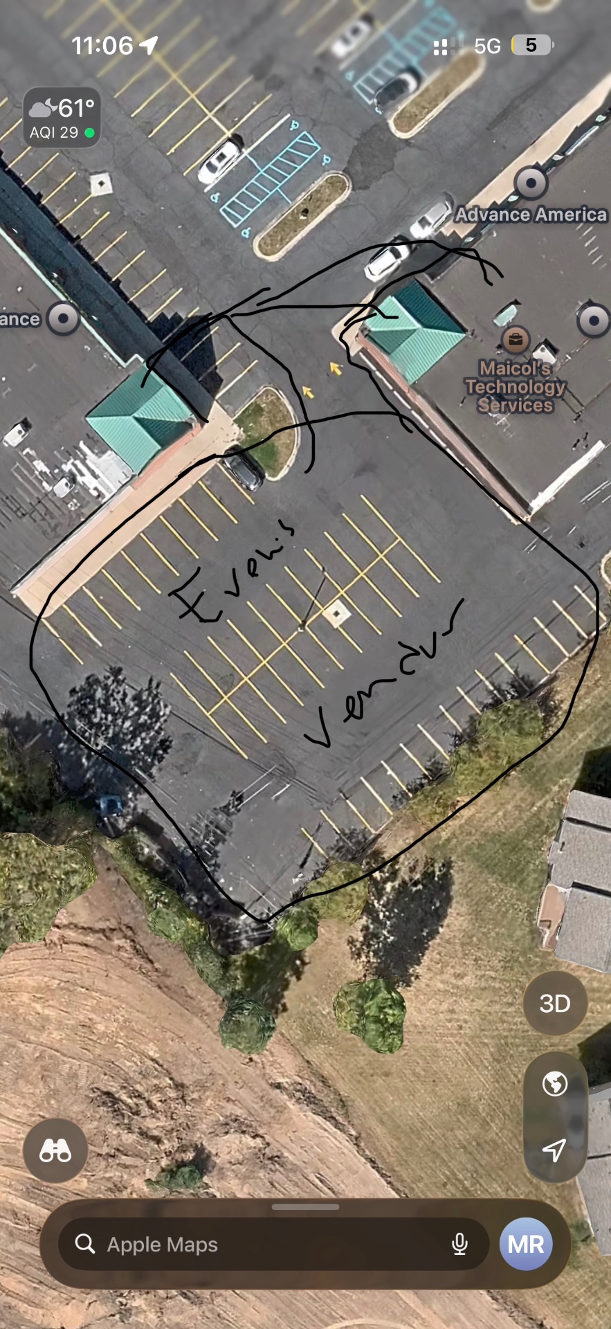 Aerial map of 1622 N. Perry with the rear parking lot outlined and labeled for the event and vendor area